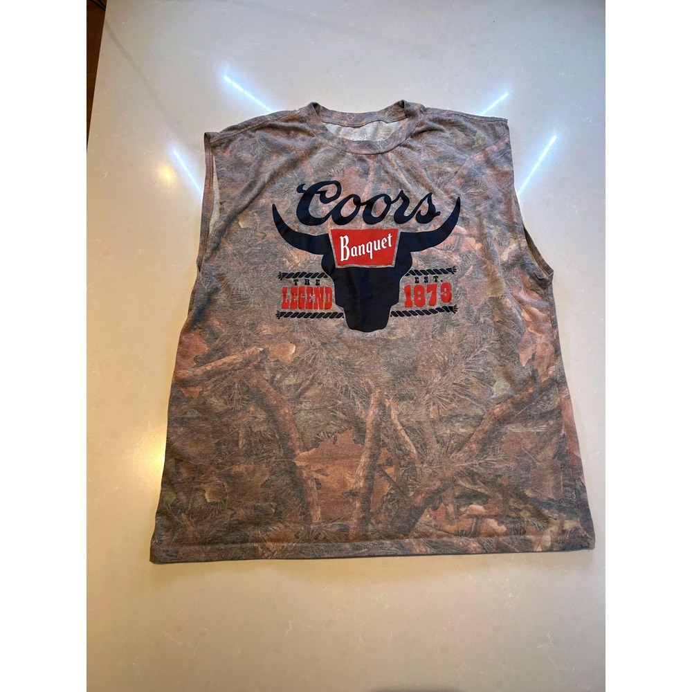Coors Banquet Mens Camo Graphic Muscle Tee Sleeveless Shirt Large Bull Logo
